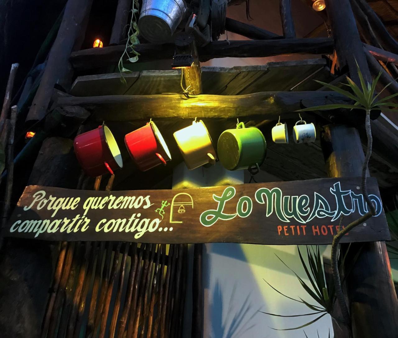 Lo Nuestro Petit Hotel Tulum Exterior photo